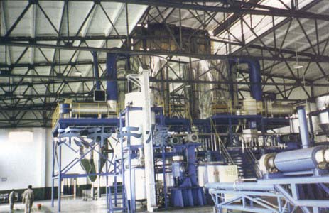 Large-size centrigugal spray drying machines